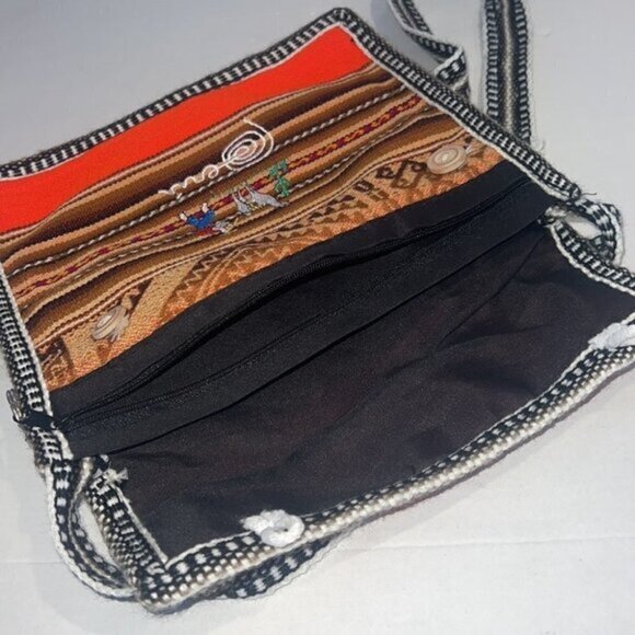 PERUVIAN Embroidered CrOne Sizesbody Bag  With Key Ring - Picture 5 of 8